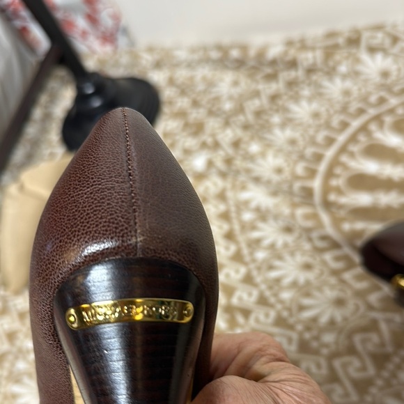 MICHAEL Michael Kors Brown and Gold Heels with Buckle Detail - Picture 10 of 10